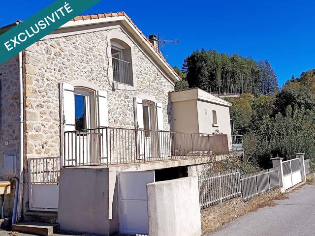 A Saisir maison en pierre renovée au coeur du village de MEYRAS — photo du bien