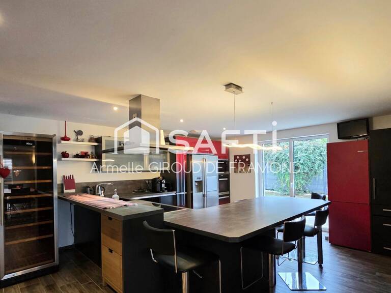 À BRUNSTATT-DIDENHEIM  VILLA D'ARCHITECTE  MEUBLÉE  239,18 m² | 7 pièces | Terrain de 8,66 ares. L'élégance contemporaine dans un cadre privilégié. — photo 1