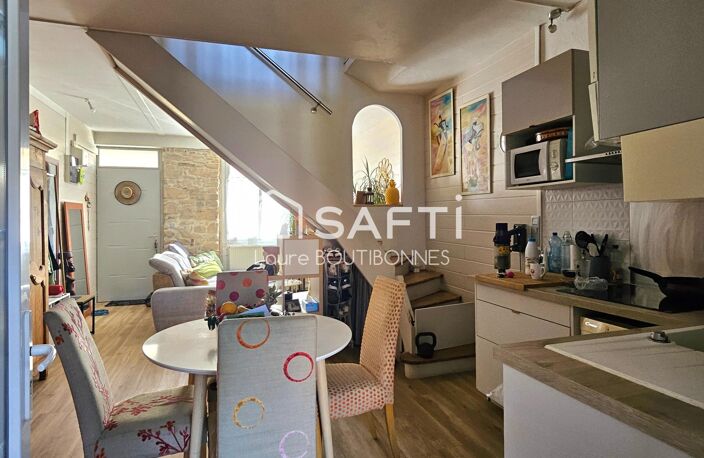 Maison de village avec jardin, terrasse couverte et dépendance — photo 5