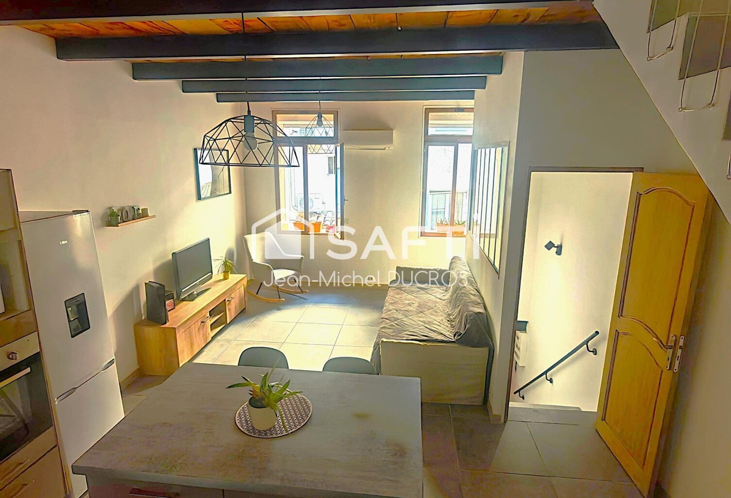 superbe rénovation T3 avec grand GARAGE — photo 1