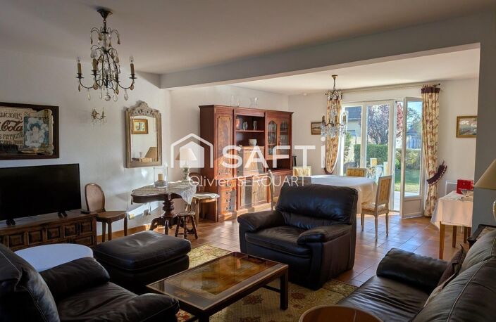 PAVILLON DE 169 m²  HABITABLE DE PLAIN-PIED, 4 CHAMBRES, SOUS-SOL COMPLET ET JARDIN DE 1 600 m² — photo 3