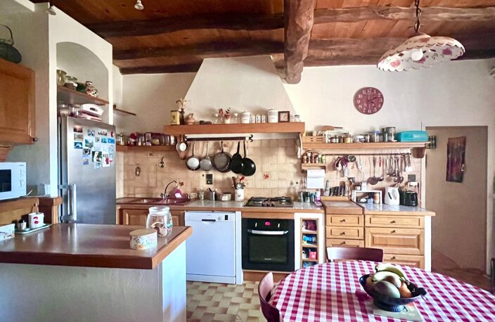 Corps de ferme avec dépendances et terrain de 3300m² — photo 5