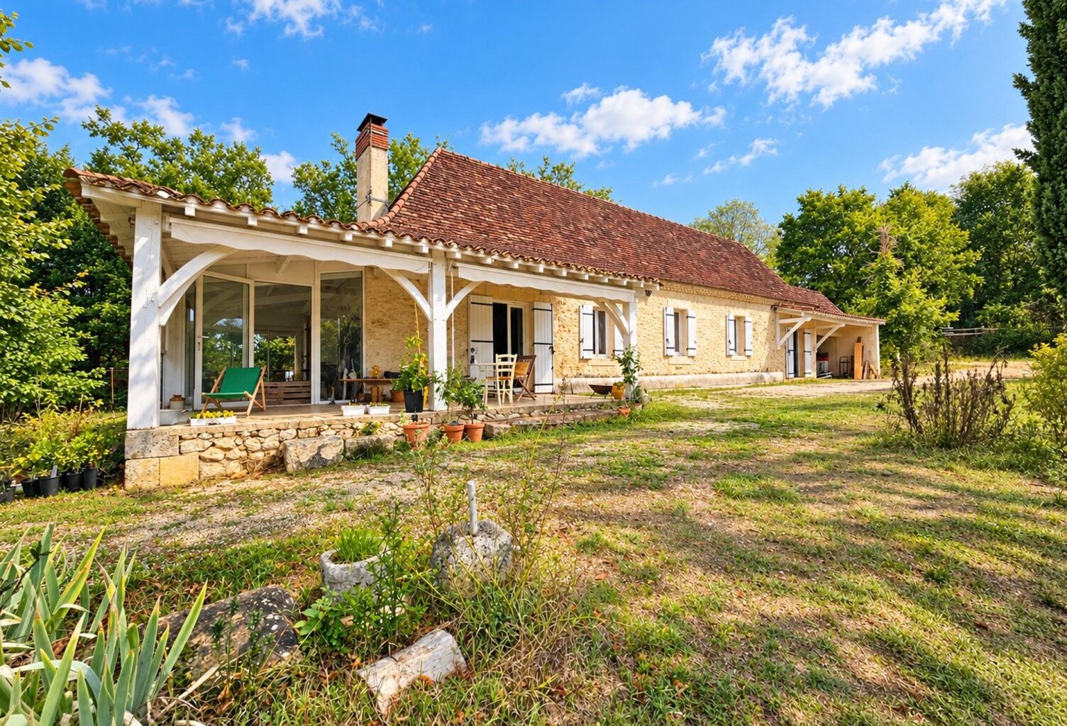 Maison en pierre, nature et vie partagée — photo 1