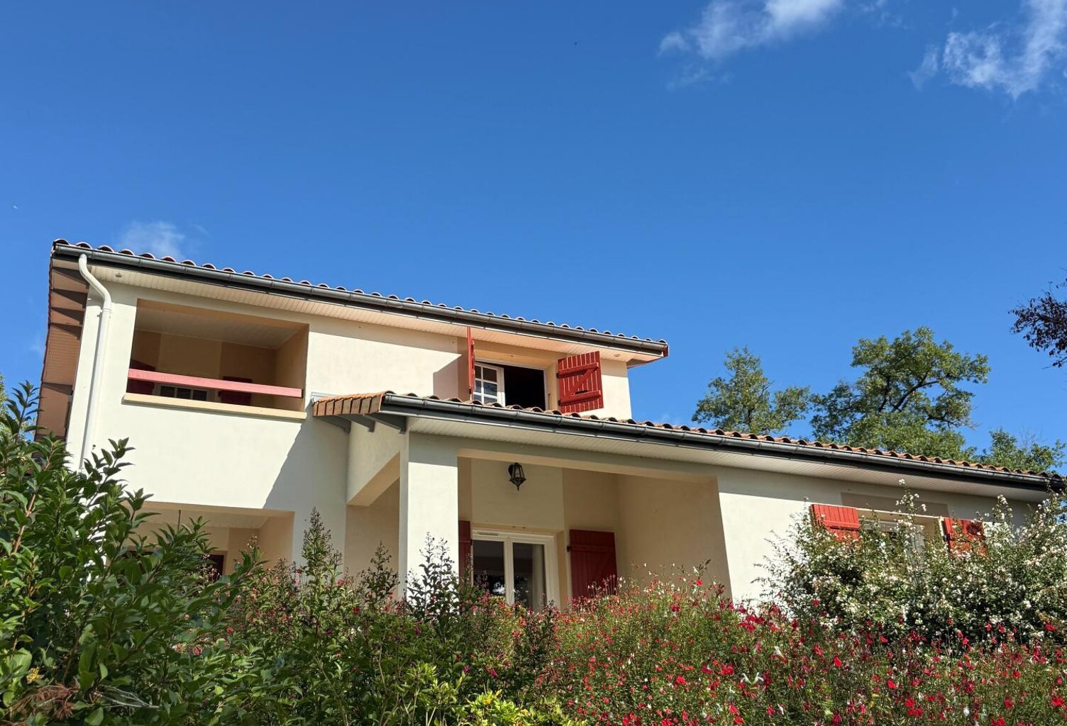 Maison de charme avec très grand terrain — photo 1