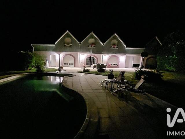 Vente Maison traditionnelle 10 pièces — photo du bien