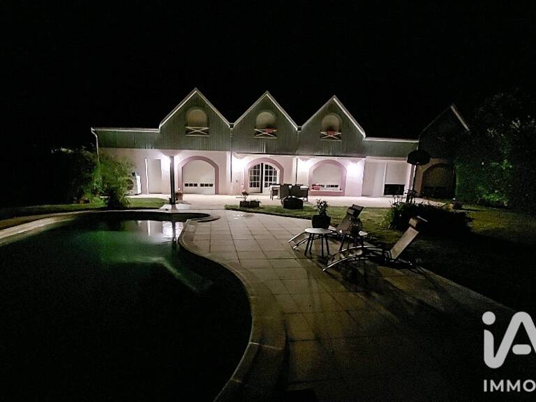 Vente Maison traditionnelle 10 pièces — photo 1