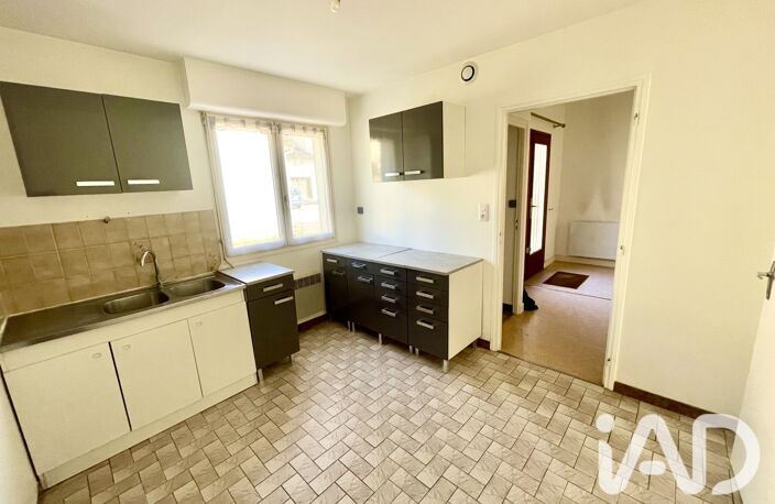 Vente Maison/villa 4 pièces — photo 2