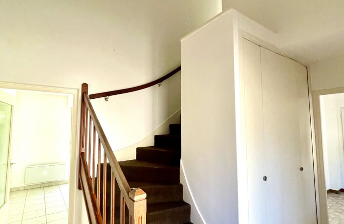Vente Maison/villa 4 pièces — photo 3