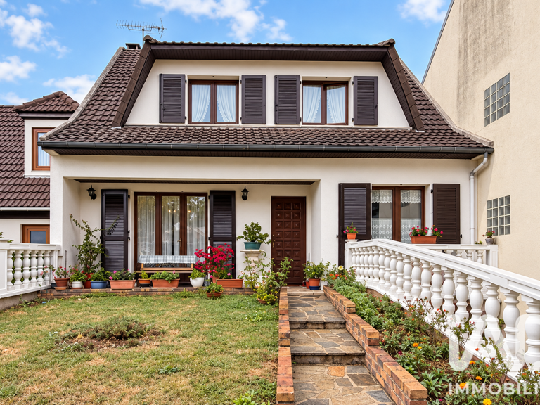 Vente Maison traditionnelle 6 pièces — photo 1