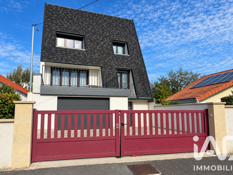 Vente Maison traditionnelle 7 pièces — photo 1