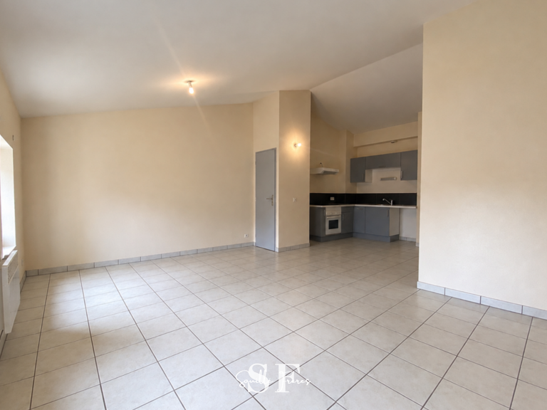 AGEN - APPARTEMENT F2 — photo 1