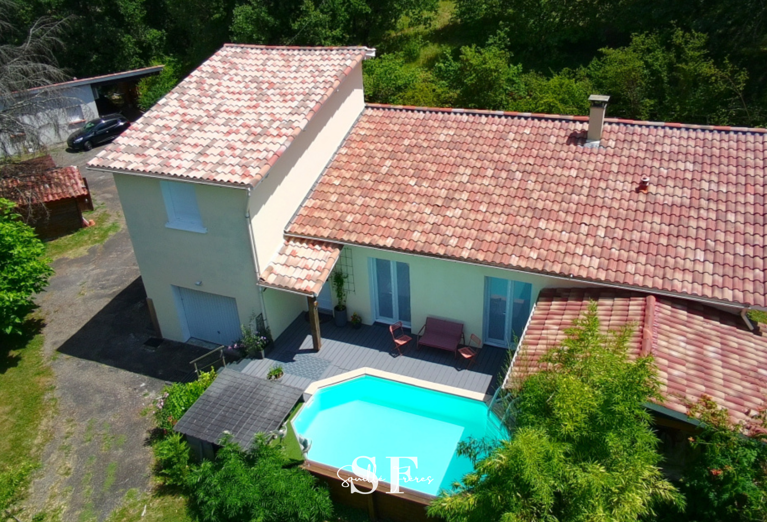 SUR LES HAUTEURS DE SAINT-CAPRAIS-DE-LERM   MAISON FAMILIALE AVEC VUE - PISCINE ET LOGEMENT INDEPENDANT — photo 1