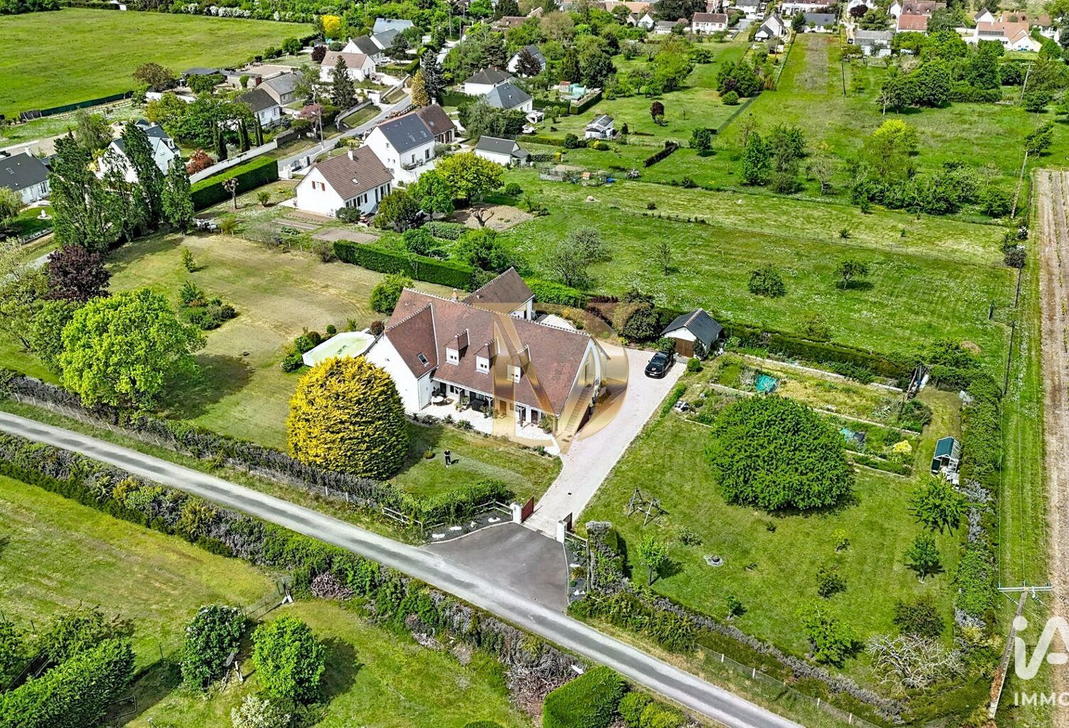 Vente Maison/villa 9 pièces — photo 1