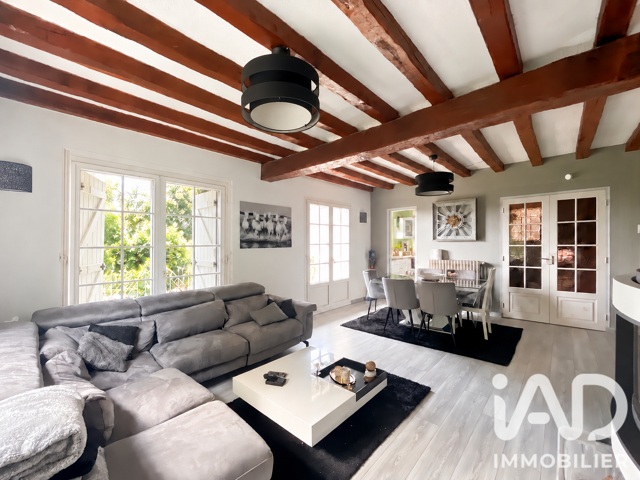 Vente Maison traditionnelle 6 pièces — photo du bien