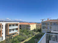 Villeneuve-Loubet Plage   À vendre, superbe 2 pièces en dern — photo 3