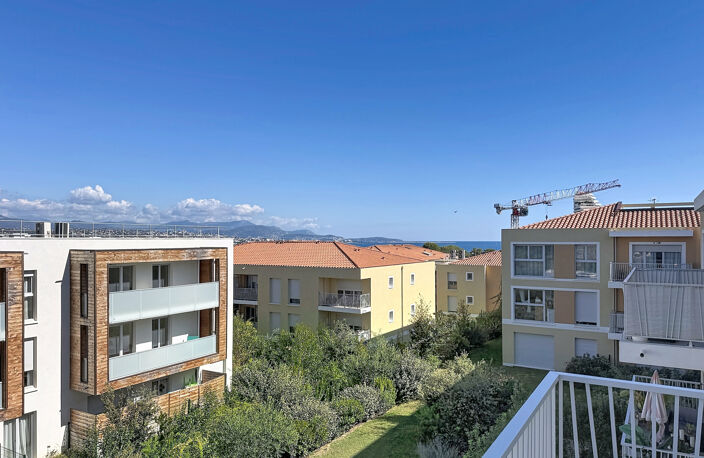 Villeneuve-Loubet Plage   À vendre, superbe 2 pièces en dern — photo 3