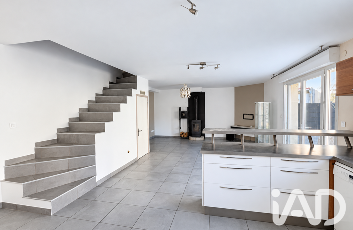 Vente Maison/villa 4 pièces — photo 2