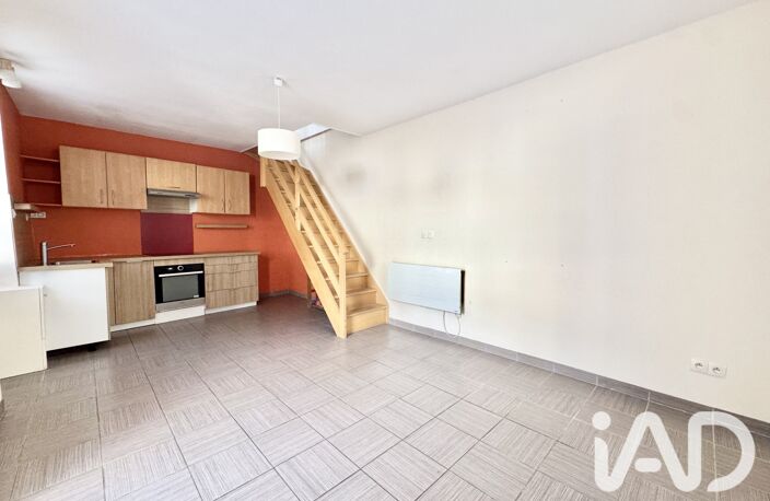 Vente Maison de ville 3 pièces — photo 2