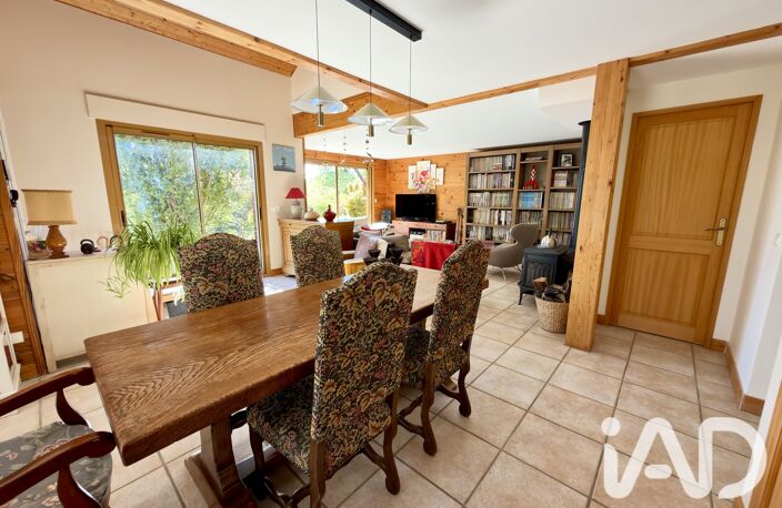 Vente Maison/villa 9 pièces — photo 4