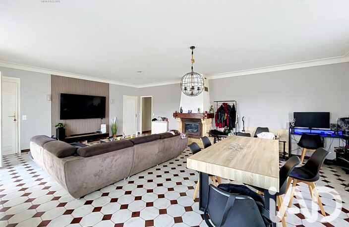 Vente Maison/villa 6 pièces — photo 3