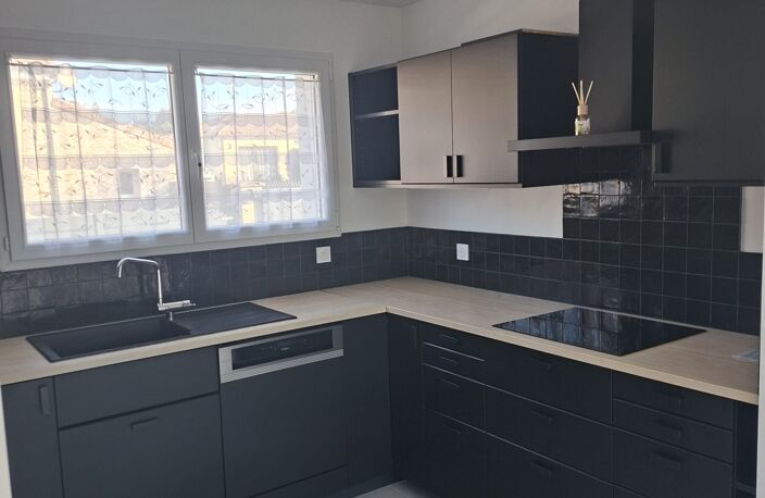Vente Maison/villa 3 pièces — photo 3
