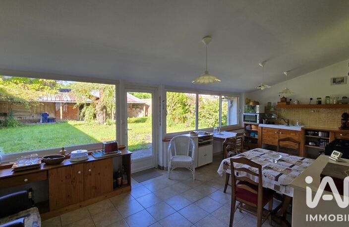Vente Maison/villa 8 pièces — photo 2