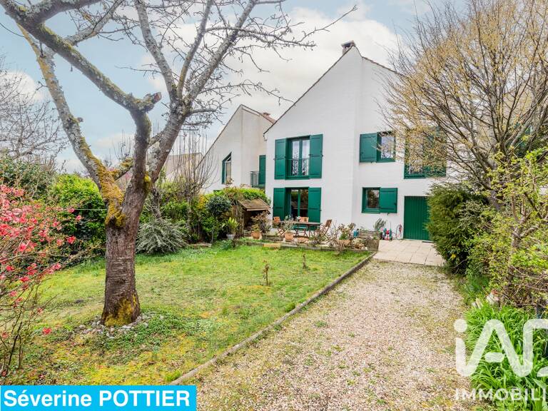 Vente Maison/villa 8 pièces — photo 1