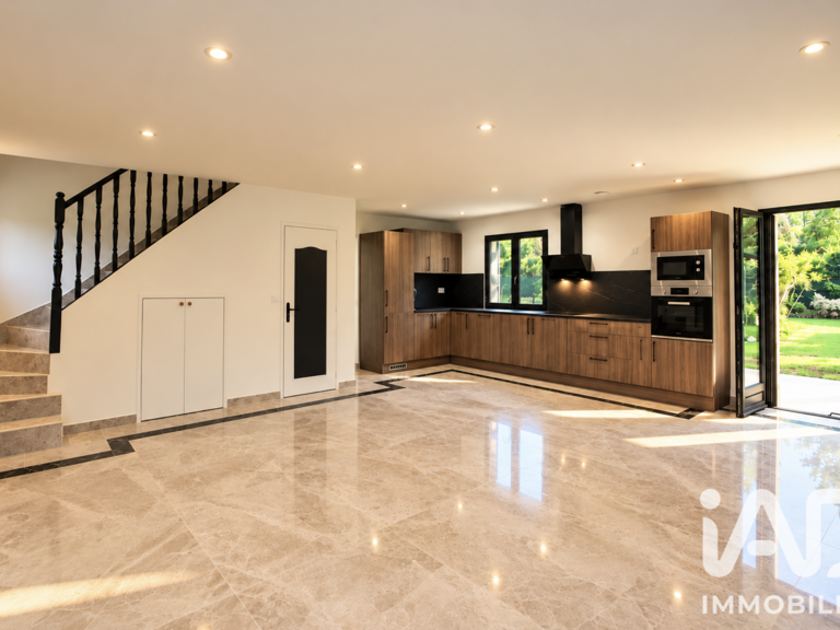 Vente Maison traditionnelle 6 pièces — photo 1