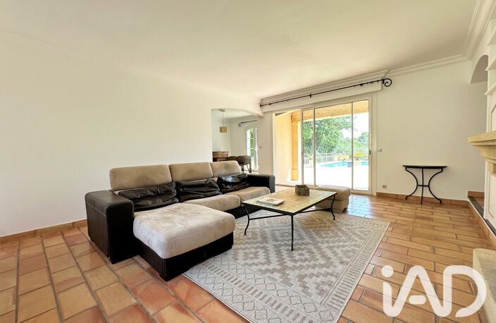 Vente Maison traditionnelle 7 pièces — photo 3