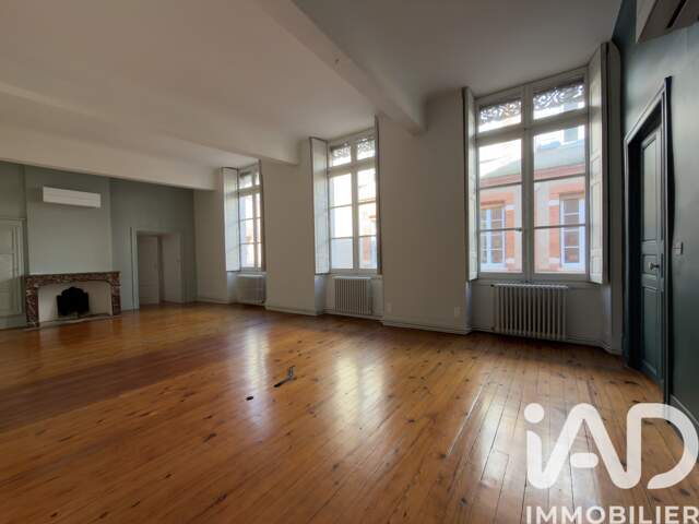 Location Appartement 6 pièces — photo du bien