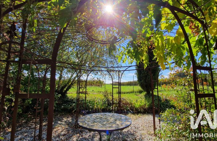 Vente Maison/villa 13 pièces — photo 2