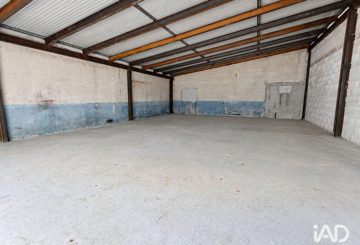 Vente Boutique/Local commercial 80 m&sup2; — photo 1