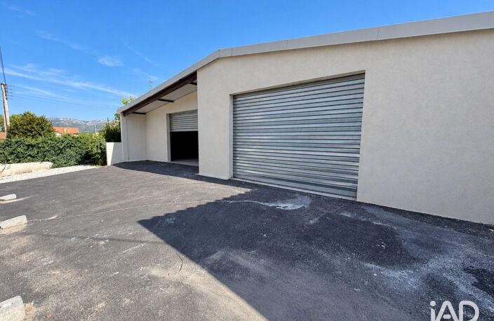 Vente Boutique/Local commercial 80 m&sup2; — photo 2