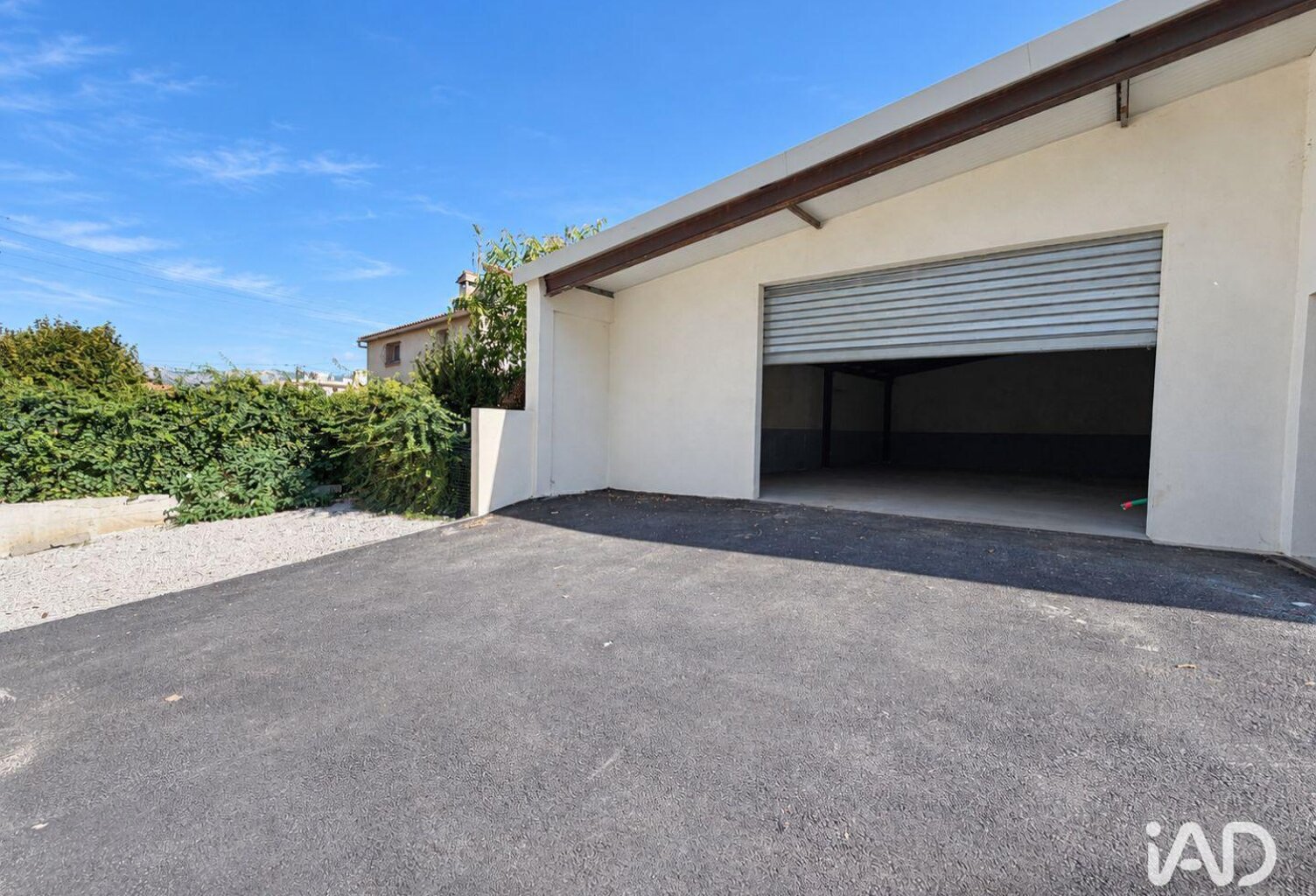 Vente Boutique/Local commercial 110 m&sup2; — photo 1