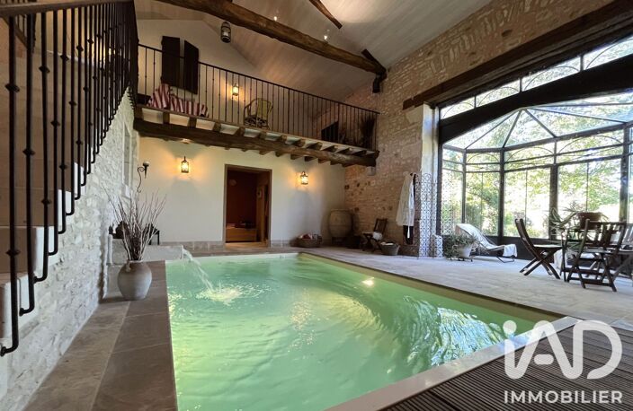 Vente Maison/villa 10 pièces — photo 2