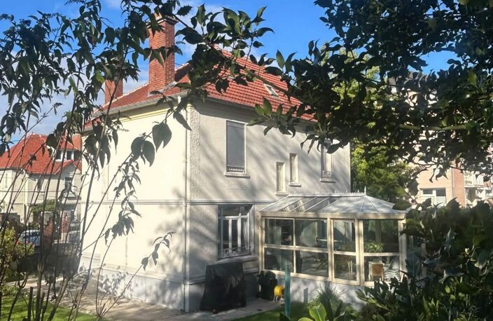 Vente Maison/villa 10 pièces — photo 4