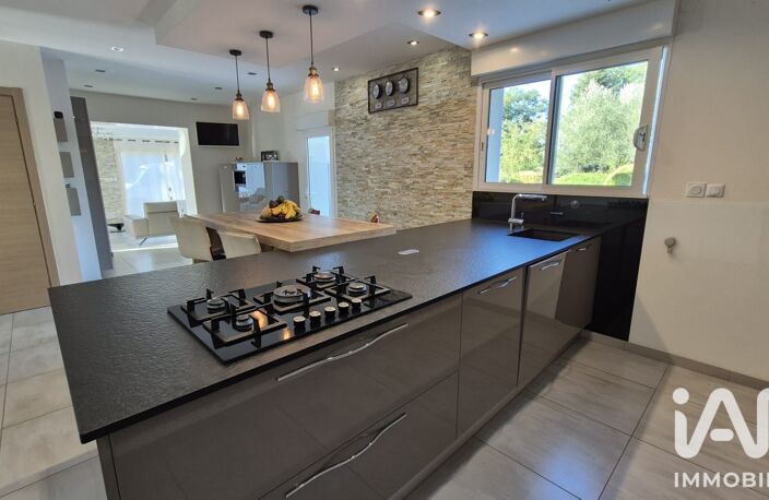 Vente Maison traditionnelle 8 pièces — photo 4