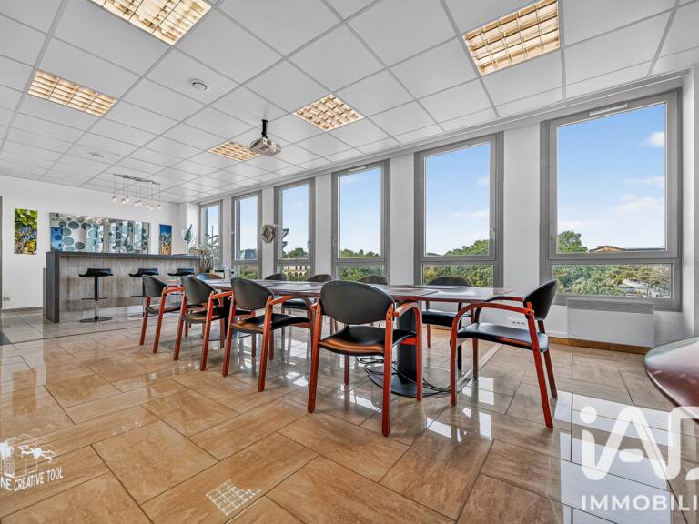 Vente Boutique/Local commercial 64 m&sup2; — photo 1