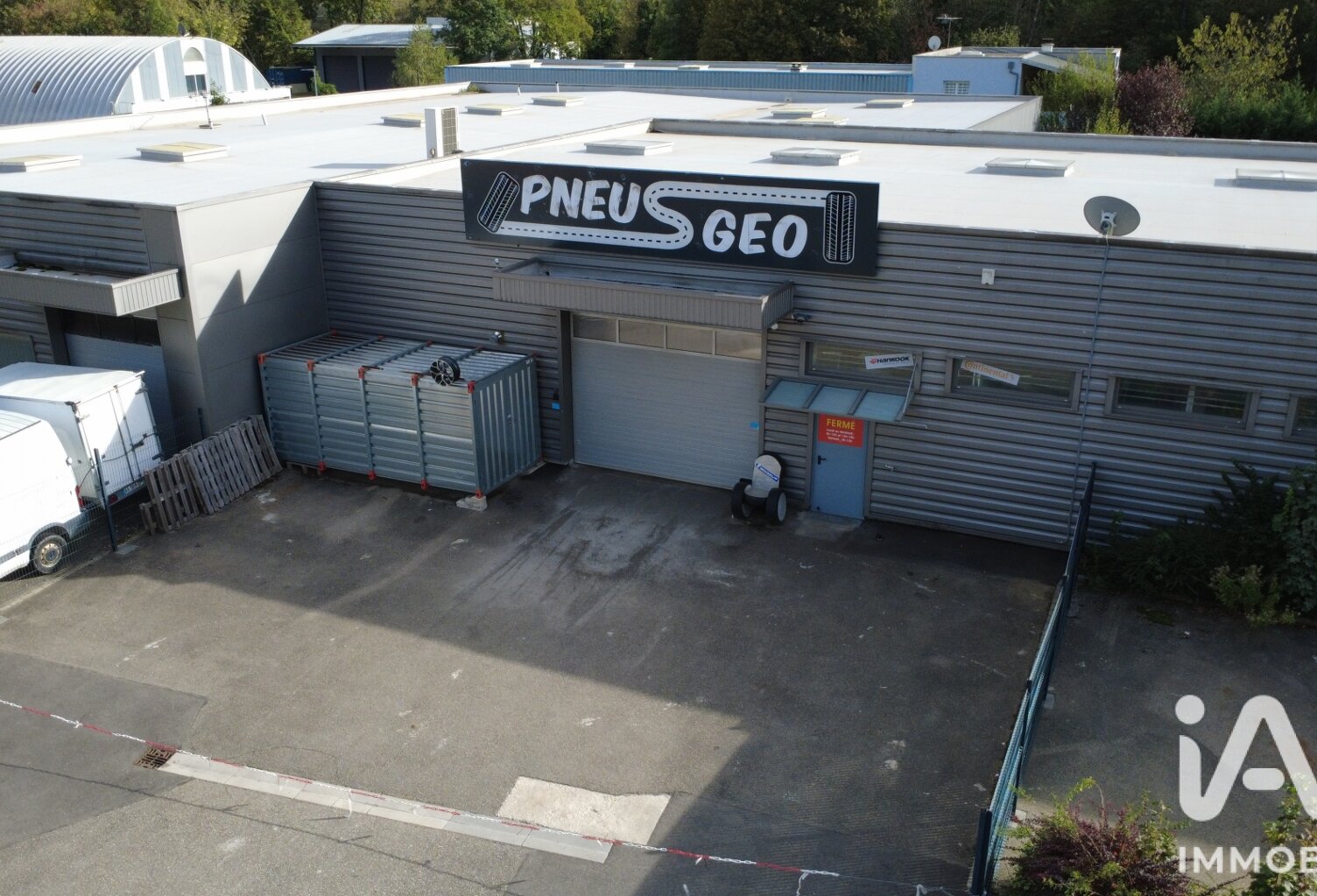 Vente Boutique/Local commercial 320 m&sup2; — photo 1