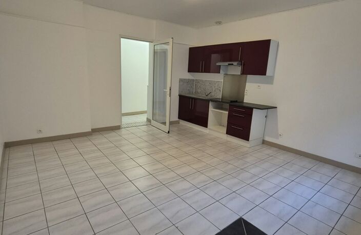 Location Appartement 3 pièces — photo 2
