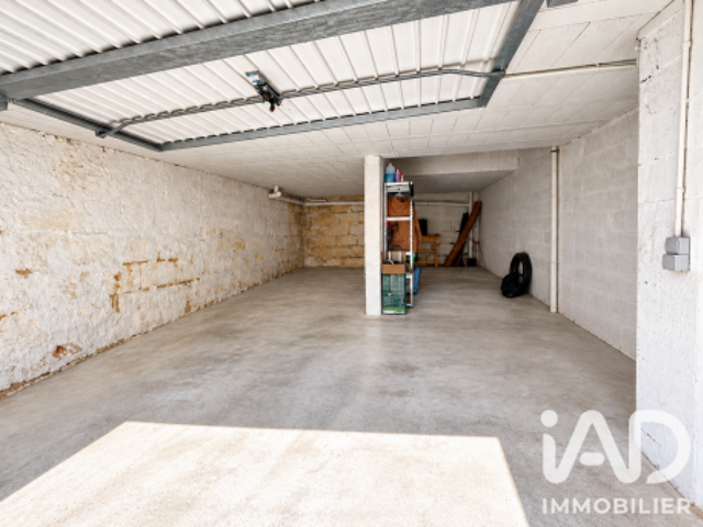 Vente Garage 50 m&sup2; — photo du bien