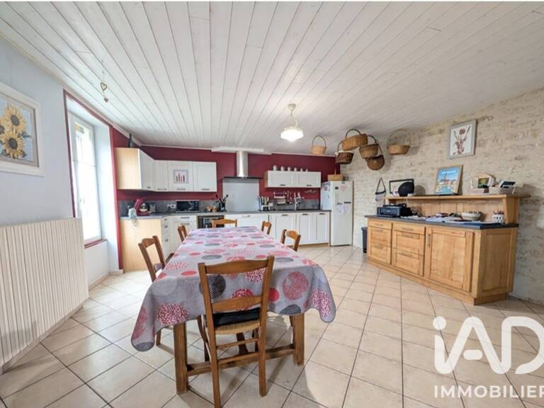 Vente Maison/villa 11 pièces — photo 1
