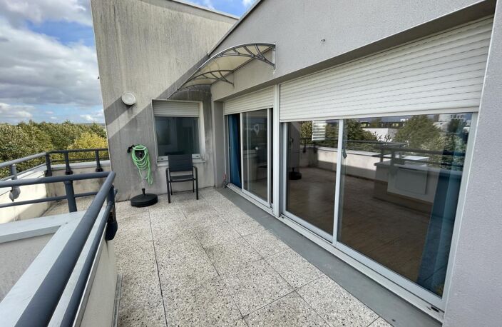 Dernier étage, appartement 3 pièces avec terrasse. — photo 5
