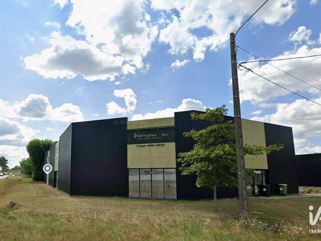 Location Boutique/Local commercial 210 m&sup2; — photo du bien
