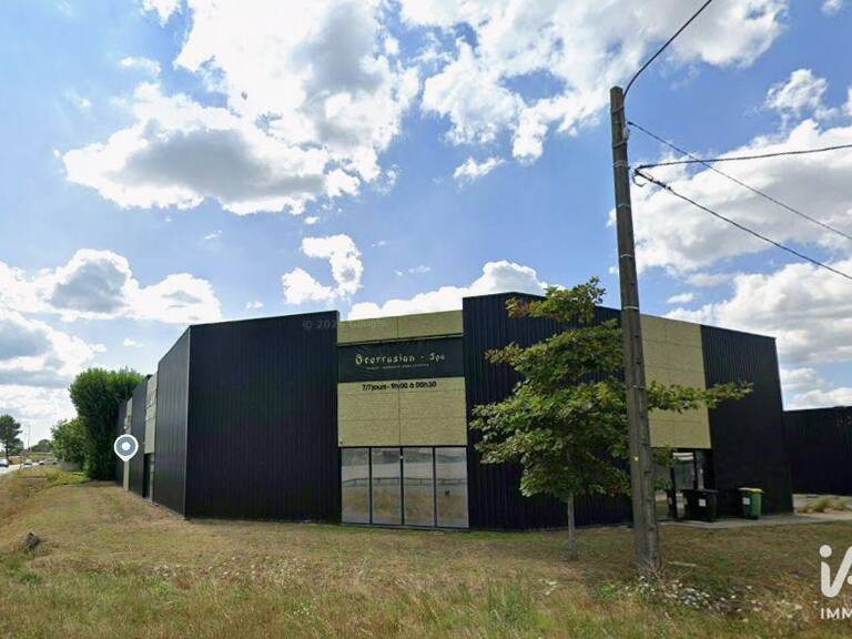Location Boutique/Local commercial 210 m&sup2; — photo 1