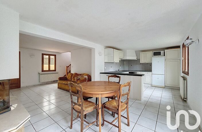 Vente Maison/villa 4 pièces — photo 2