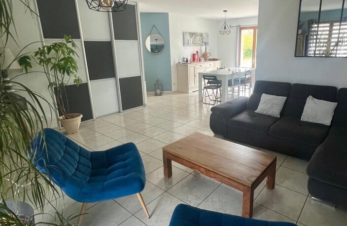 Vente Maison/villa 6 pièces — photo 3