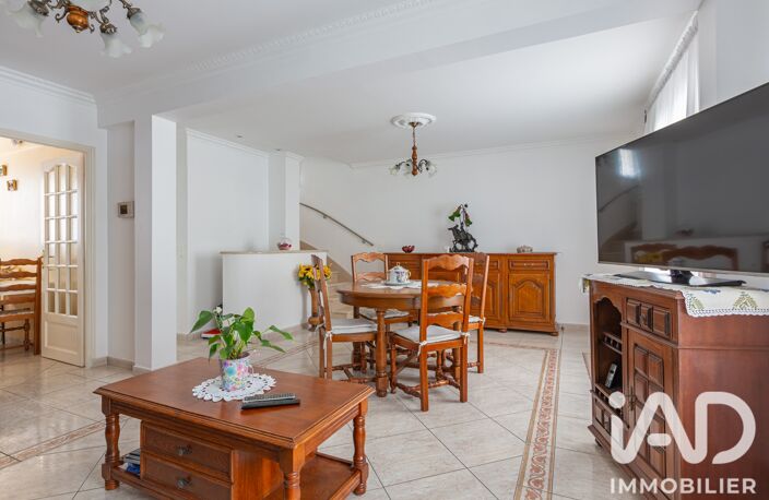 Vente Maison/villa 5 pièces — photo 2