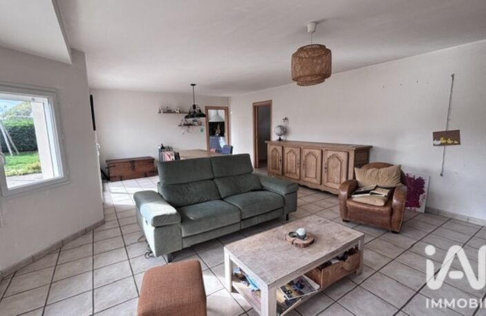 Vente Maison/villa 9 pièces — photo 2