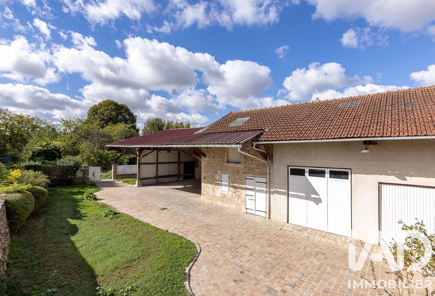 Vente Immeuble 108 m&sup2; — photo 1
